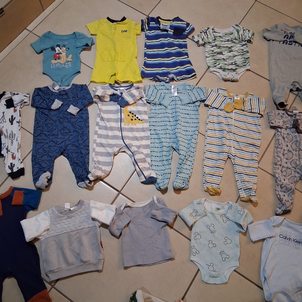 Assorted Baby Clothing Set